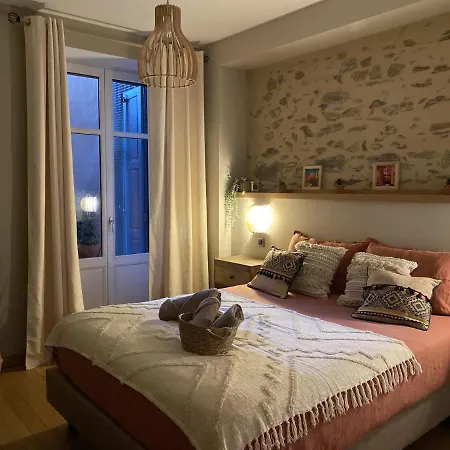 «la Calade » Les Glycines