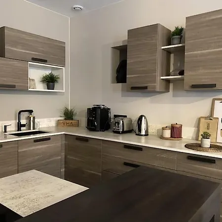 «la Calade » Les Glycines